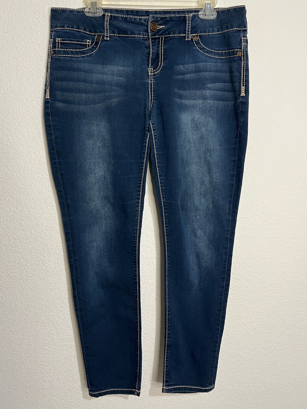 Maurices Dark Wash Comfort Stretch Jeans Large
